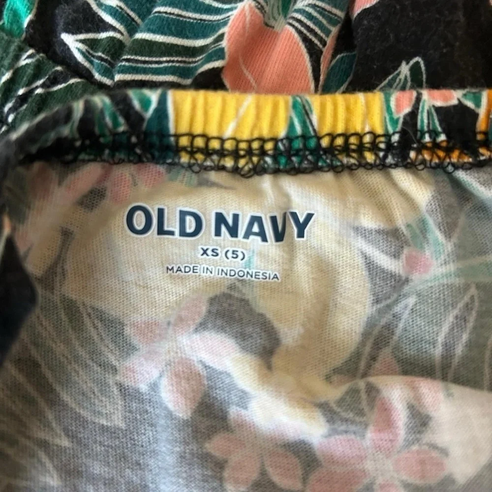 Old Navy Girls XS/ (Size 5) One-Piece Romper – Black with Bright Floral Print